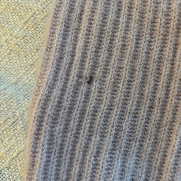 Everlane 100% Cashmere Ribbed Cocoon Crew Neck Sweater in Lilac - Medium - Picture 4 of 8